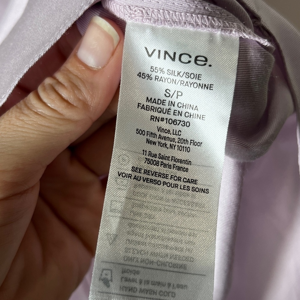 Vince NWT Ruched Flutter Sleeve Blouse in Violetta SILK Blend Sz S - Picture 9 of 10